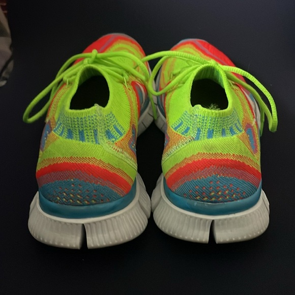 Nike Free 5.0 Flyknit Men's Size 17 Running Shoes Rainbow - Picture 4 of 7